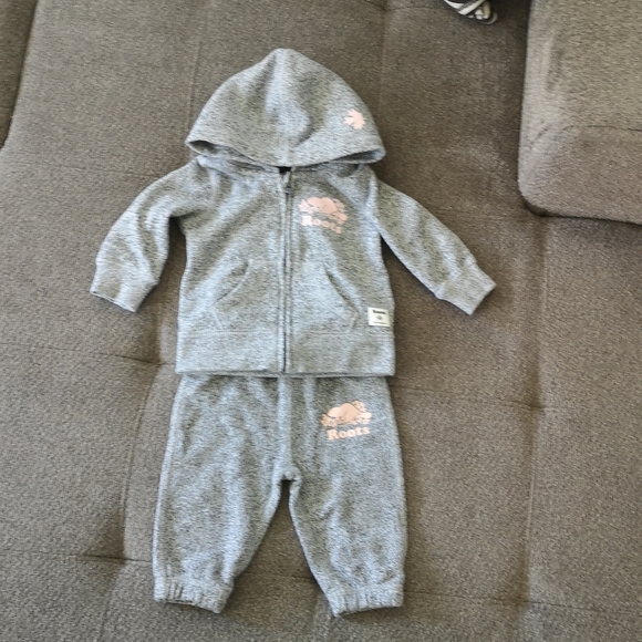 Roots Baby Sweatpants + Zip-up Hoodie - Picture 5 of 5